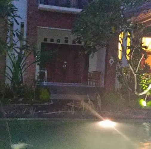 Nami House 4*
